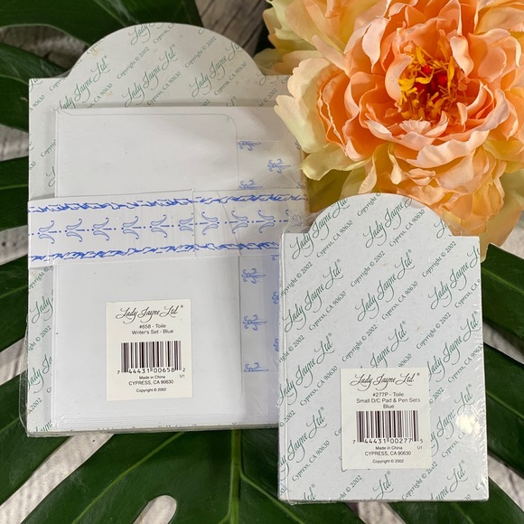 Lady Layne Stationary Note Pads and Pens - Picture 2 of 2